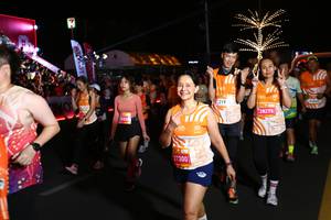 BIB: 19030, 27300, 219, 28275
                            <button type="button" onclick="openModal(23073816)" class="btn btn-primary btn-sm float-right btn-popup" data-toggle="modal" data-target=".modal-high-quality">
                        <i class="fas fa-shopping-cart"></i> Add to Cart
                    </button>
                                            <button type="button" onclick="isThisMe(23073816, true)" class="btn btn-success btn-sm float-right btn-popup btn-isme hidden" data-toggle="tooltip" data-placement="bottom" title="นี่คือรูปของคุณใช่ไหม คลิกที่นี่เพื่อเอาเข้าอัลบั้ม">
                        <i class="fas fa-plus"></i> Add to album
                    </button>
                    <button type="button" onclick="isThisMe(23073816, false)" class="btn btn-warning btn-sm float-right btn-popup btn-isnotme hidden">
                        <i class="fas fa-ban"></i> Remove from album
                    </button>